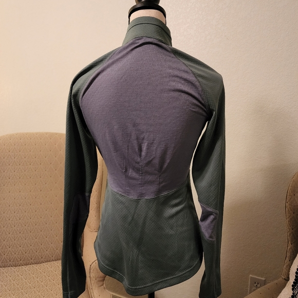 Fabletics and North Face Bundle sz Small - Picture 4 of 4